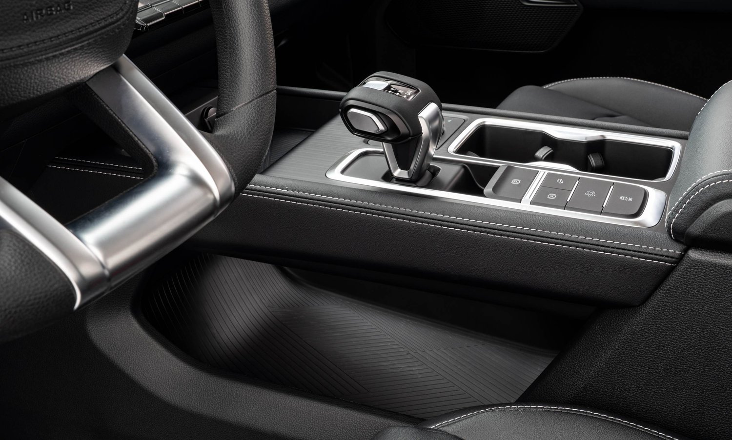 JMC Grand Avenue - ZF 8-speed automatic transmission
